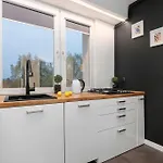 Stylowe Z Balkonem Blisko Atlas Areny W Lodzi By Renters *