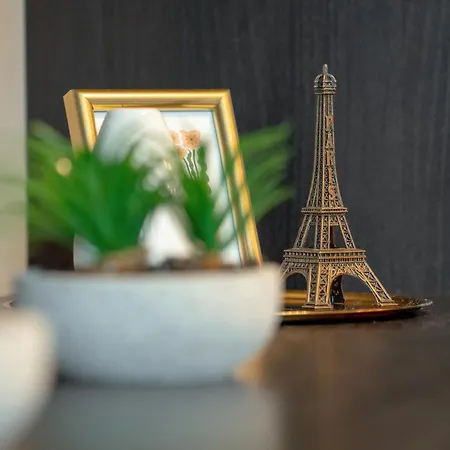 Stylowe Z Balkonem Blisko Atlas Areny W Lodzi By Renters Apartment