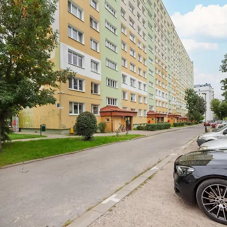 Stylowe Z Balkonem Blisko Atlas Areny W Lodzi By Renters 아파트 우치