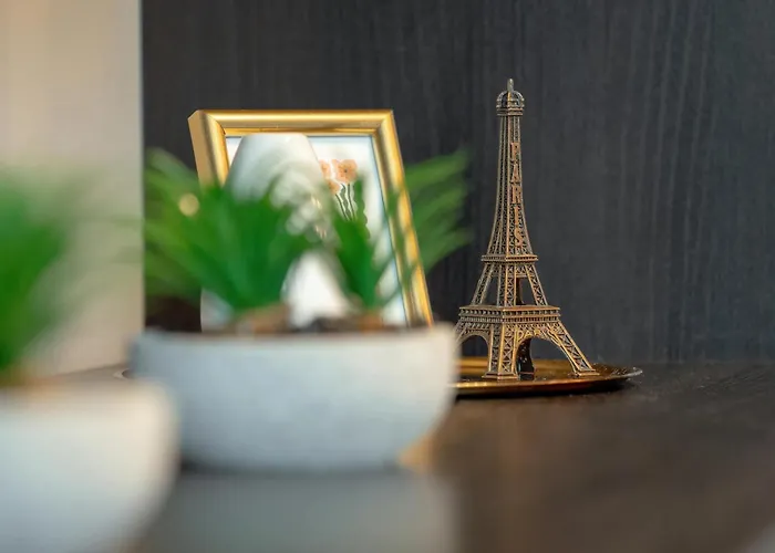 Stylowe Z Balkonem Blisko Atlas Areny W Lodzi By Renters Lejlighed