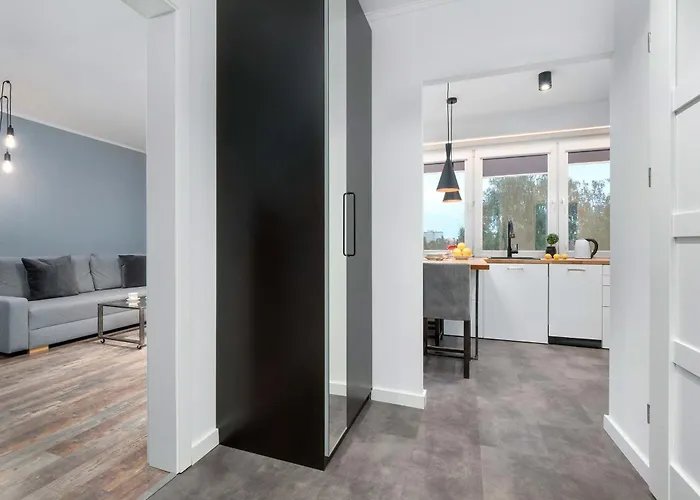 Stylowe Z Balkonem Blisko Atlas Areny W Lodzi By Renters Lejlighed Łódź