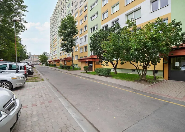 Stylowe Z Balkonem Blisko Atlas Areny W Lodzi By Renters Lejlighed Łódź